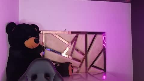 Emma online show from 01-28-25, 10:34