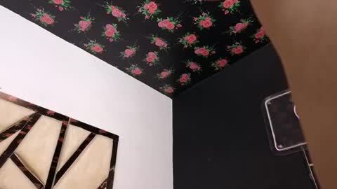 Emma online show from 02-07-25, 01:32