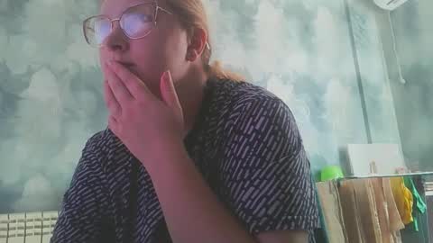 emmamelody online show from 09-30-25, 09:47