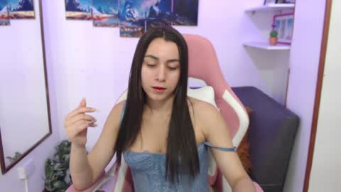 Emma  online show from 01-17-25, 10:23