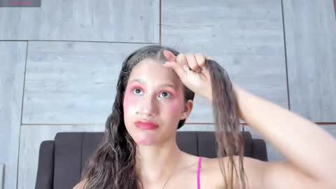 Snapshot of emmapetty chatting on 10-01-25, 09:21 Emmapetty online show from 10-01-25, 09:21