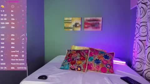 Emma online show from 09-18-25, 05:26