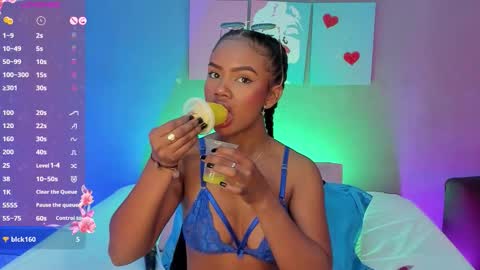 Emma online show from 11-19-25, 06:08