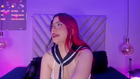 Snapshot of emmaswift1 chatting on 12-03-25, 02:41 Emma online show from 12-03-25, 02:41