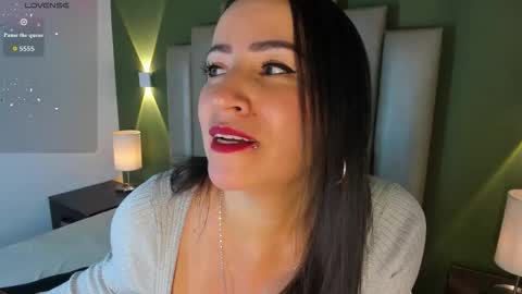 Emma watsom online show from 01-18-26, 01:26