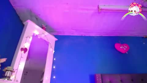 Emma  online show from 01-10-25, 09:42