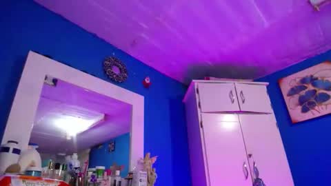 Emma  online show from 01-08-26, 08:33