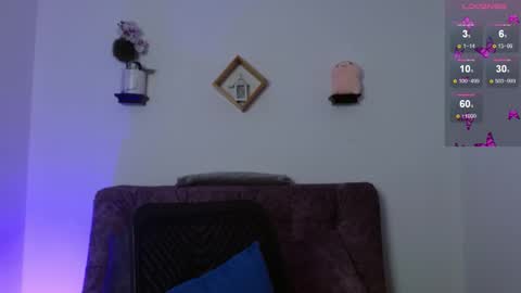 Snapshot of emmi_cam chatting on 02-05-26, 08:30 Emmi Cam online show from 02-05-26, 08:30