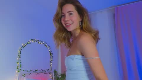 Miss Emmi online show from 01-20-25, 04:23