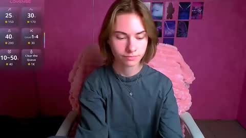 Emmi online show from 11-23-25, 06:46