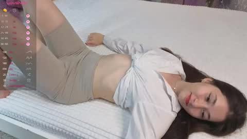 Emmi online show from 11-06-25, 11:44