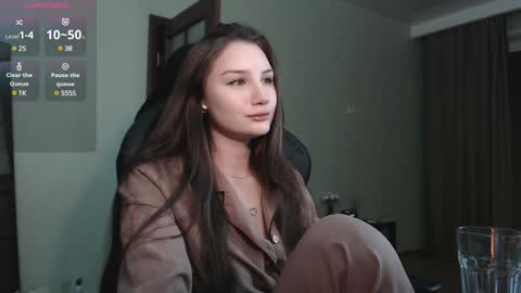 Emily online show from 02-04-25, 08:38