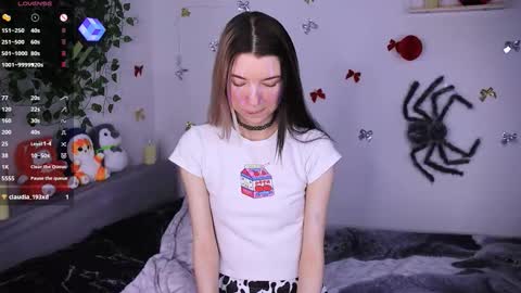 Snapshot of emmie_everly chatting on 01-17-26, 12:10 emmie_everly online show from 01-17-26, 12:10