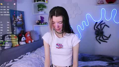 Snapshot of emmie_everly chatting on 02-07-26, 11:25 emmie_everly online show from 02-07-26, 11:25