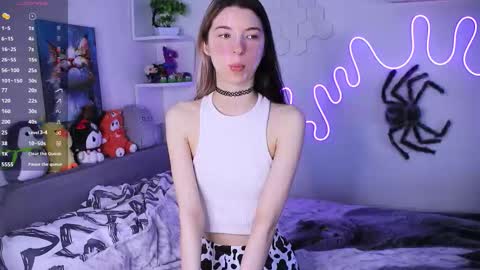 Snapshot of emmie_everly chatting on 02-09-26, 11:25 emmie_everly online show from 02-09-26, 11:25