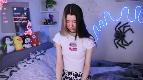 Snapshot of emmie_everly chatting on 02-27-26, 10:59 emmie_everly online show from 02-27-26, 10:59