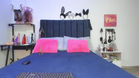          online show from 01-16-25, 05:55