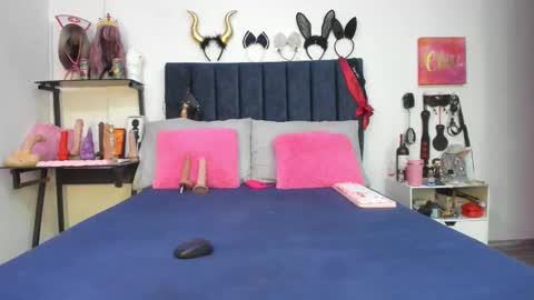          online show from 12-04-25, 01:20