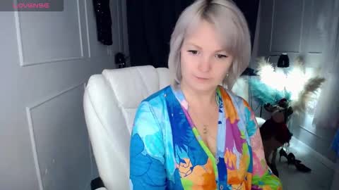 emmmam online show from 01-12-26, 01:27