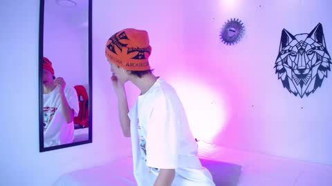 Snapshot of emmo_boy chatting on 01-15-26, 12:43 SERGIO online show from 01-15-26, 12:43