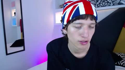 Snapshot of emmo_boy chatting on 02-05-26, 08:24 SERGIO online show from 02-05-26, 08:24