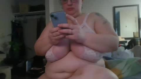 emmthaluscious online show from 01-22-25, 07:03