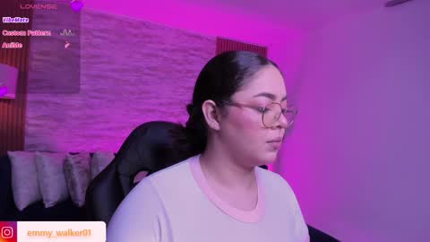 Emmy Walker online show from 11-13-25, 10:58