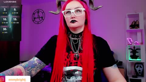 Emmy Bright     50  online show from 01-10-25, 09:13