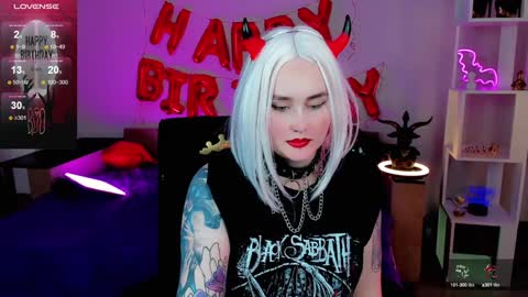 Emmy Bright     50  online show from 02-06-25, 05:03