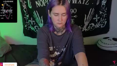 Emmy Bright     50  online show from 09-24-25, 01:53