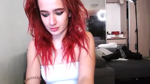 Snapshot of emmylies chatting on 12-27-24, 07:57 Emmymy favourite tips100035122212377pvt open online show from 12-27-24, 07:57