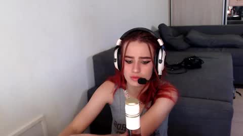 Snapshot of emmylies chatting on 12-28-24, 07:00 Emmymy favourite tips100035122212377pvt open online show from 12-28-24, 07:00