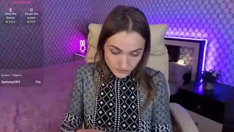 Emma online show from 10-11-25, 12:36