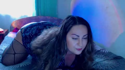 Emmy online show from 12-02-24, 10:28