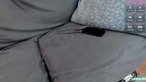 EmoDream1998 online show from 10-29-25, 08:27