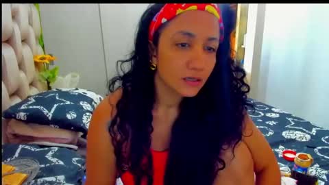 Snapshot of emperatriztapia chatting on 02-24-25, 08:36 emperatriztapia online show from 02-24-25, 08:36