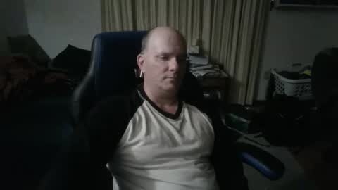 Matt online show from 10-13-25, 03:28