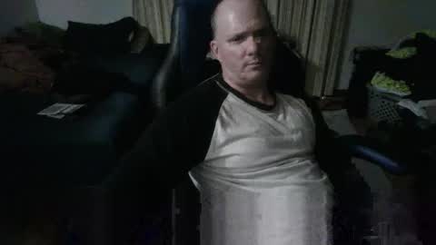 Matt online show from 12-23-25, 04:54