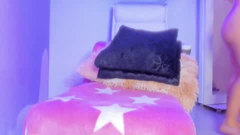 Emy online show from 01-15-25, 02:13