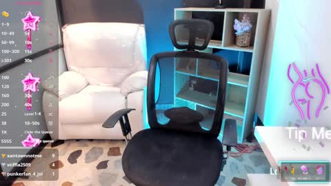 Emy Silver online show from 02-02-25, 04:11