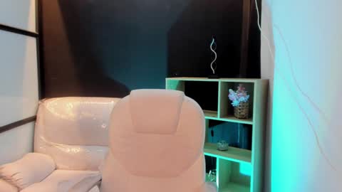 Emy Silver online show from 02-06-25, 04:14