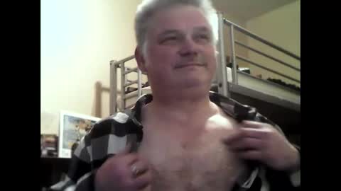 englishguysurrey online show from 03-06-25, 06:16