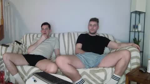 Englishladxxx online show from 02-20-25, 09:42