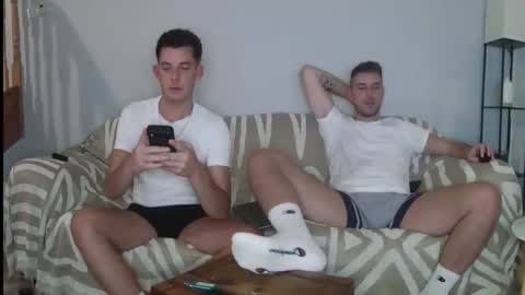 Englishladxxx online show from 09-18-25, 08:33