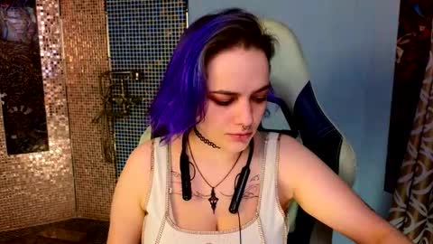 enifery online show from 11-30-25, 01:04