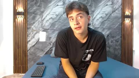 1207 online show from 04-18-26, 03:10