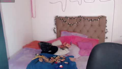 Snapshot of enma_gill chatting on 01-17-25, 06:02 Enma Rojas online show from 01-17-25, 06:02