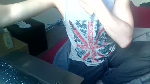 Snapshot of enoch98 chatting on 03-05-25, 09:27 enoch98 online show from 03-05-25, 09:27