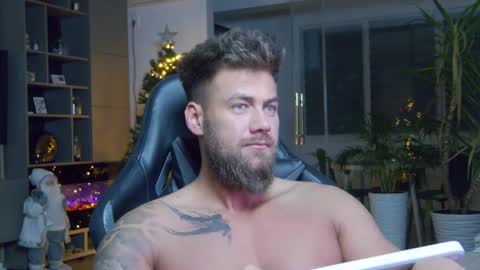 Erik online show from 12-30-24, 10:45