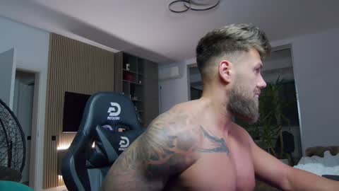 Erik online show from 01-06-25, 10:37